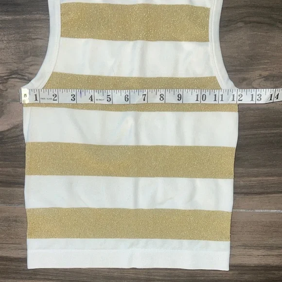 Roslyn Sanchez seamless gold/ivory striped tank top Size XS/Small nwot - Picture 5 of 8